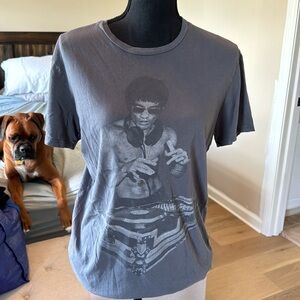 Bruce Lee on turntables T-shirt